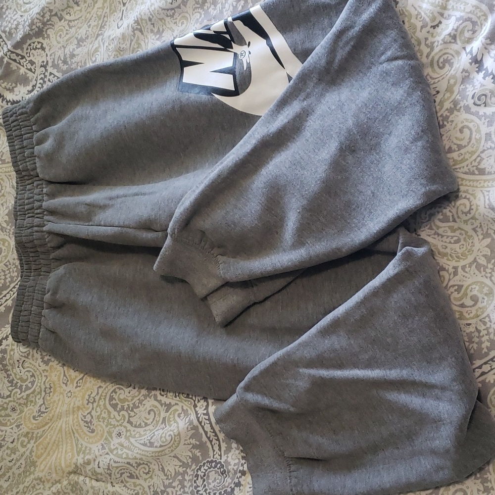 Nike youth boys L sweatpants